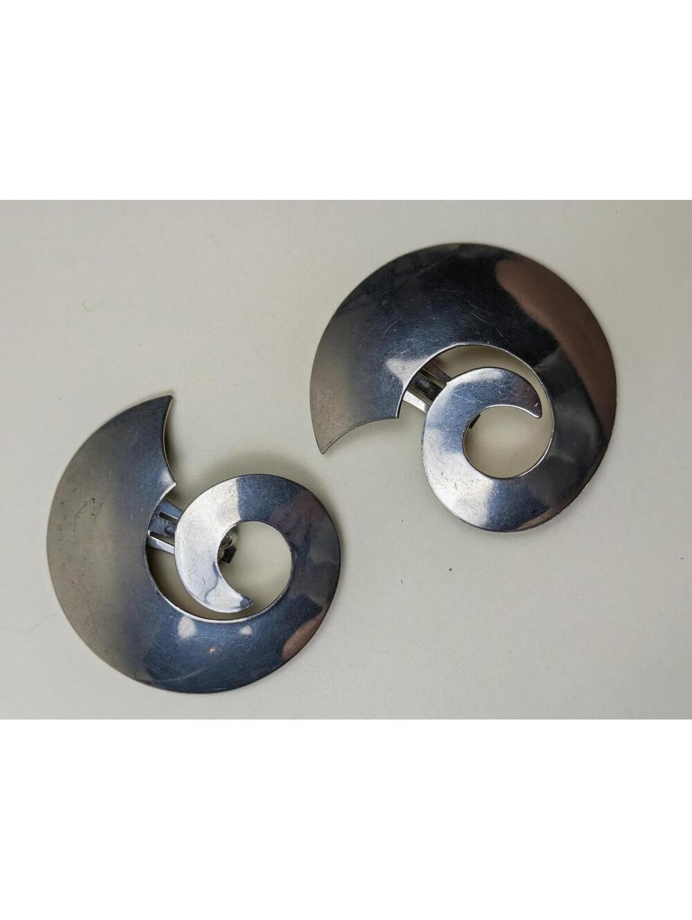 1990's chrome silver spiral earrings